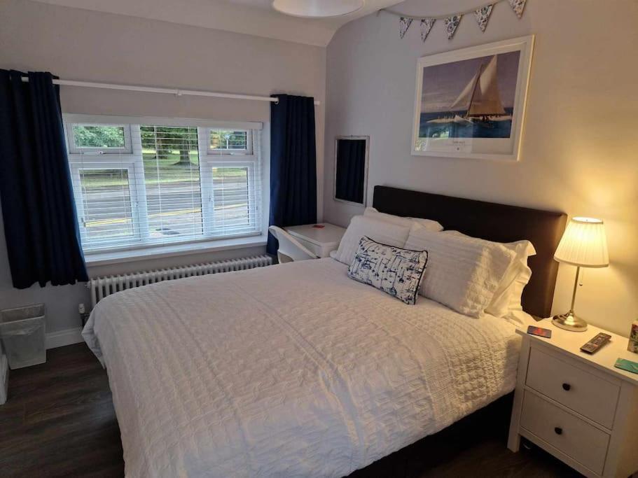 Room On Heath Park Cardiff Exterior foto